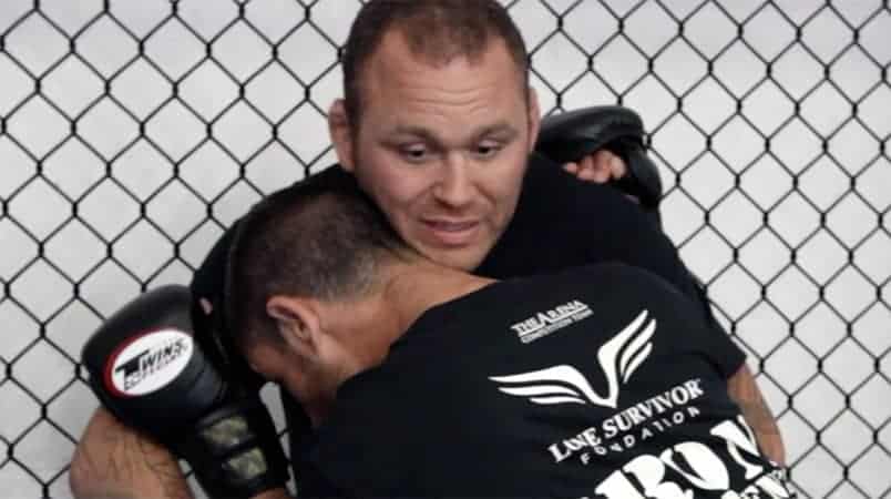 Chris Leben shows how to use your elbow to elevate your opponents chin